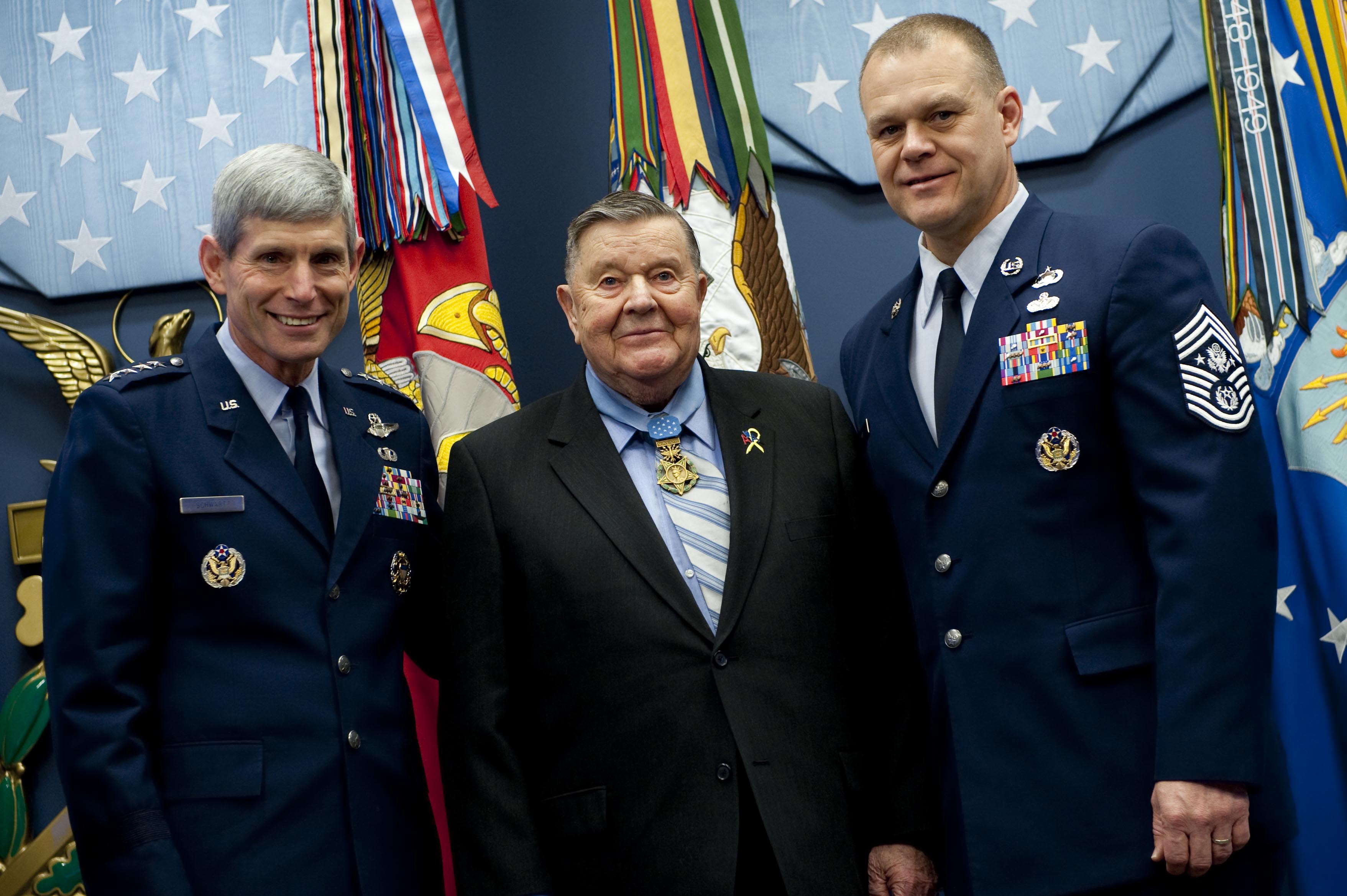 Air Force Chief Of Staff Joins Cjcs Service Leaders To Honor Medal Of