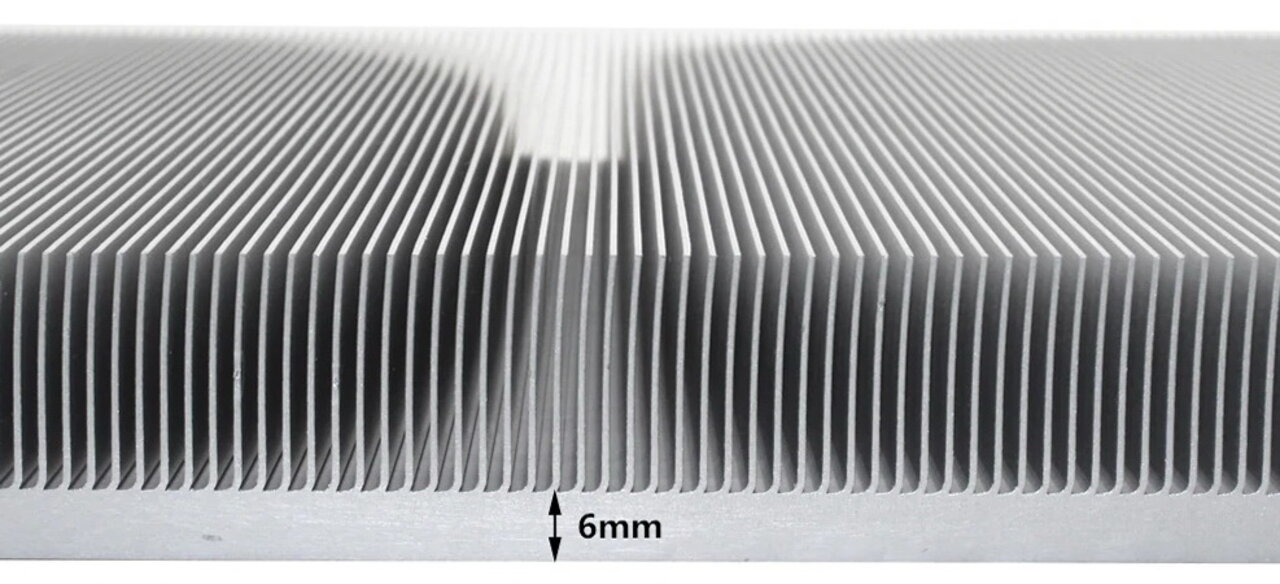 China Customized Large Aluminum Skiving Fin Heat Sink With Heat Pipes