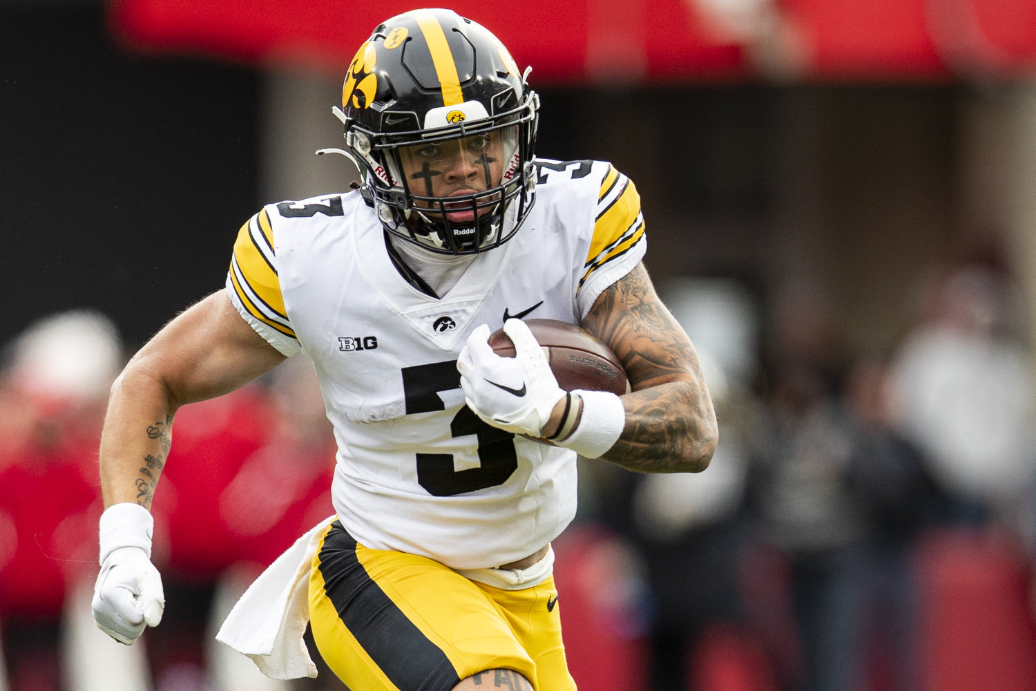 One On One With Iowa Wide Receiver Kaleb Brown The Daily Iowan