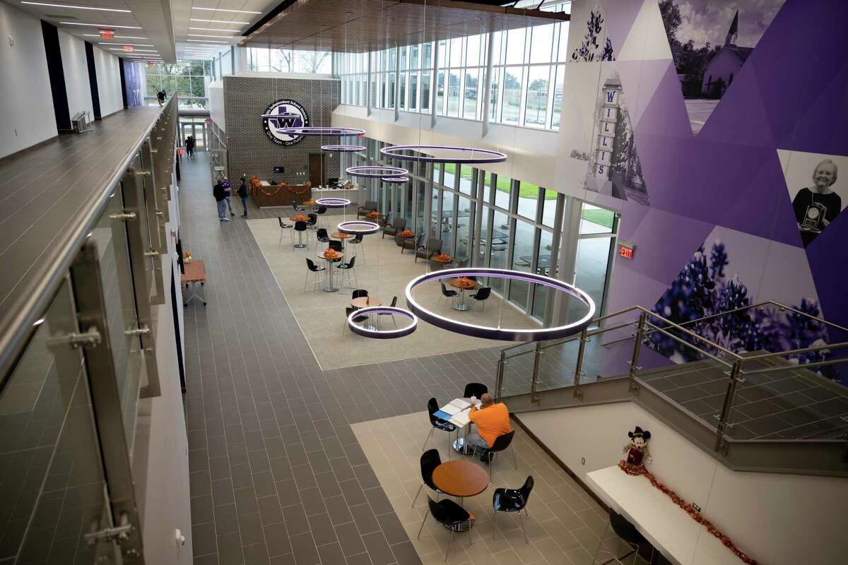 Willis Isd Moves Into New 11M Administration Building